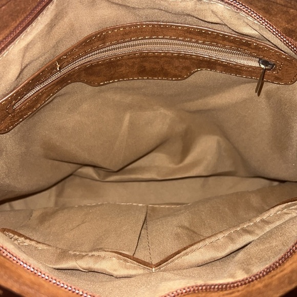 SADIE CROSSBODY BAG BY JEN & CO- BROWN FRINGE - Picture 5 of 6